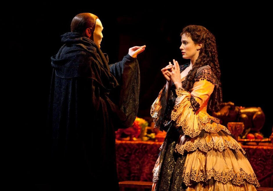 Hugh Panaro, Trista Moldovan