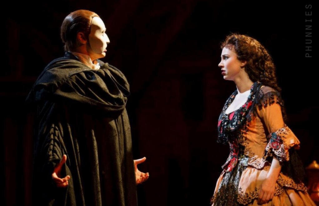 Hugh Panaro, Samantha Hill