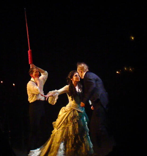 Jeremy Hays, Julia Udine