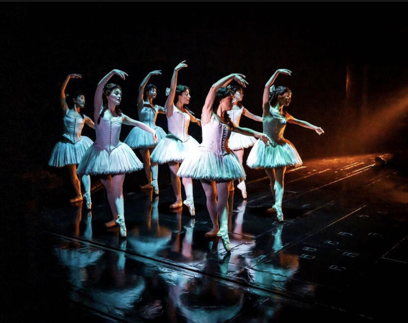 Corps de Ballet - Xiaoxiao Cao, Carly Blake Sebouhian, Ayaka Kamei