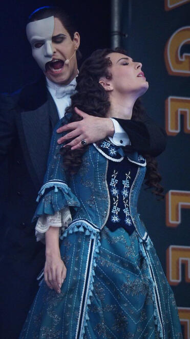 Ben Lewis, Kelly Mathieson